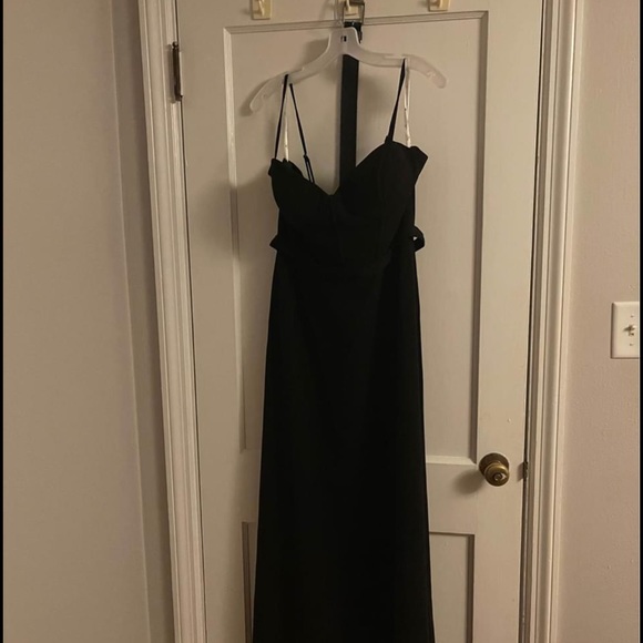 Floor length DB Studio formal gown size 14 - Picture 2 of 4